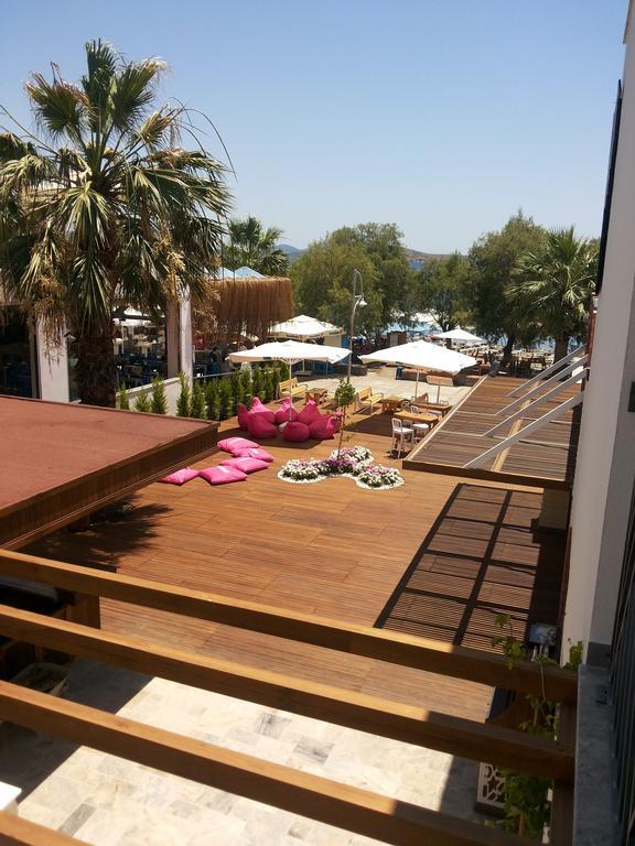 Meggs Bodrum Beach Restaurant & Hotel Ortakent Dış mekan fotoğraf