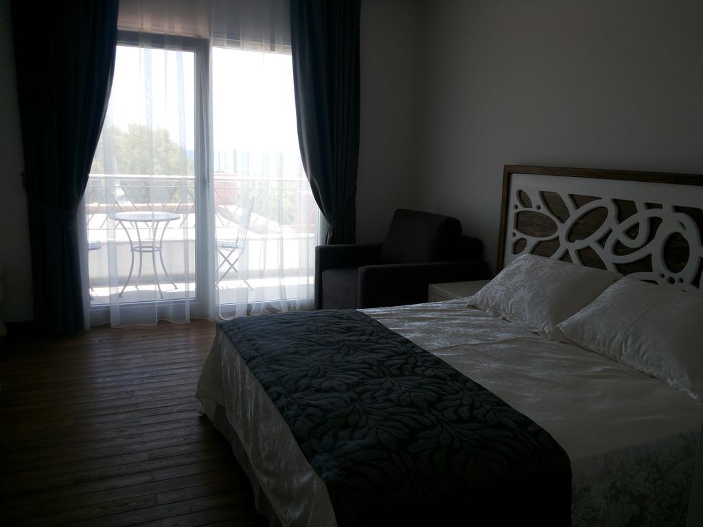Meggs Bodrum Beach Restaurant & Hotel Ortakent Oda fotoğraf
