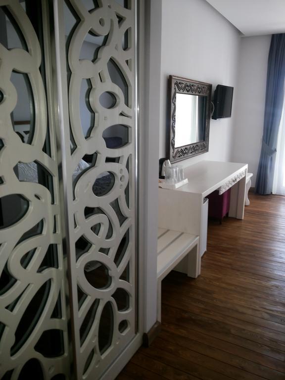 Meggs Bodrum Beach Restaurant & Hotel Ortakent Oda fotoğraf